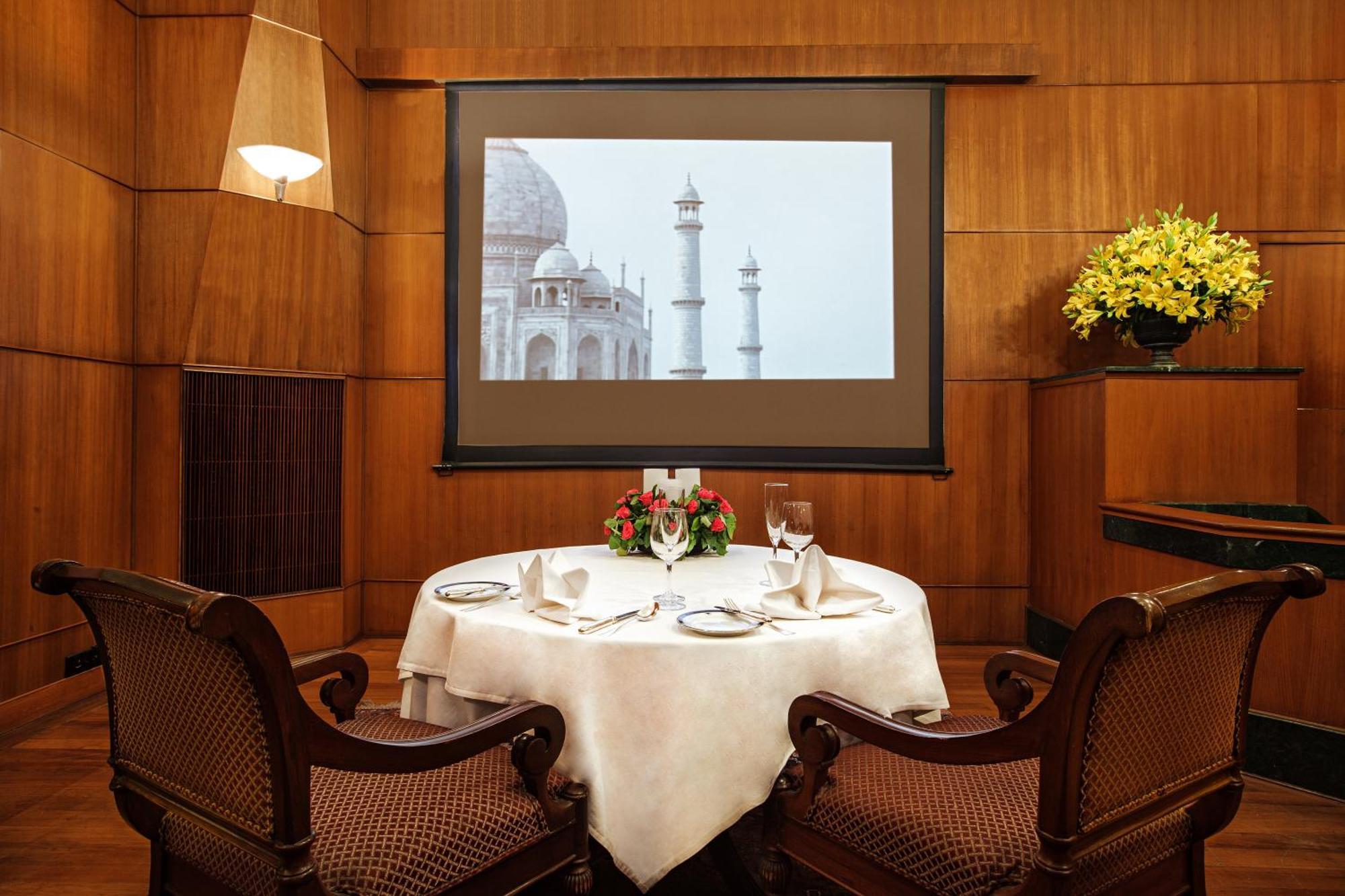 Wildflower Hall, An Oberoi Resort, Shimla Buitenkant foto