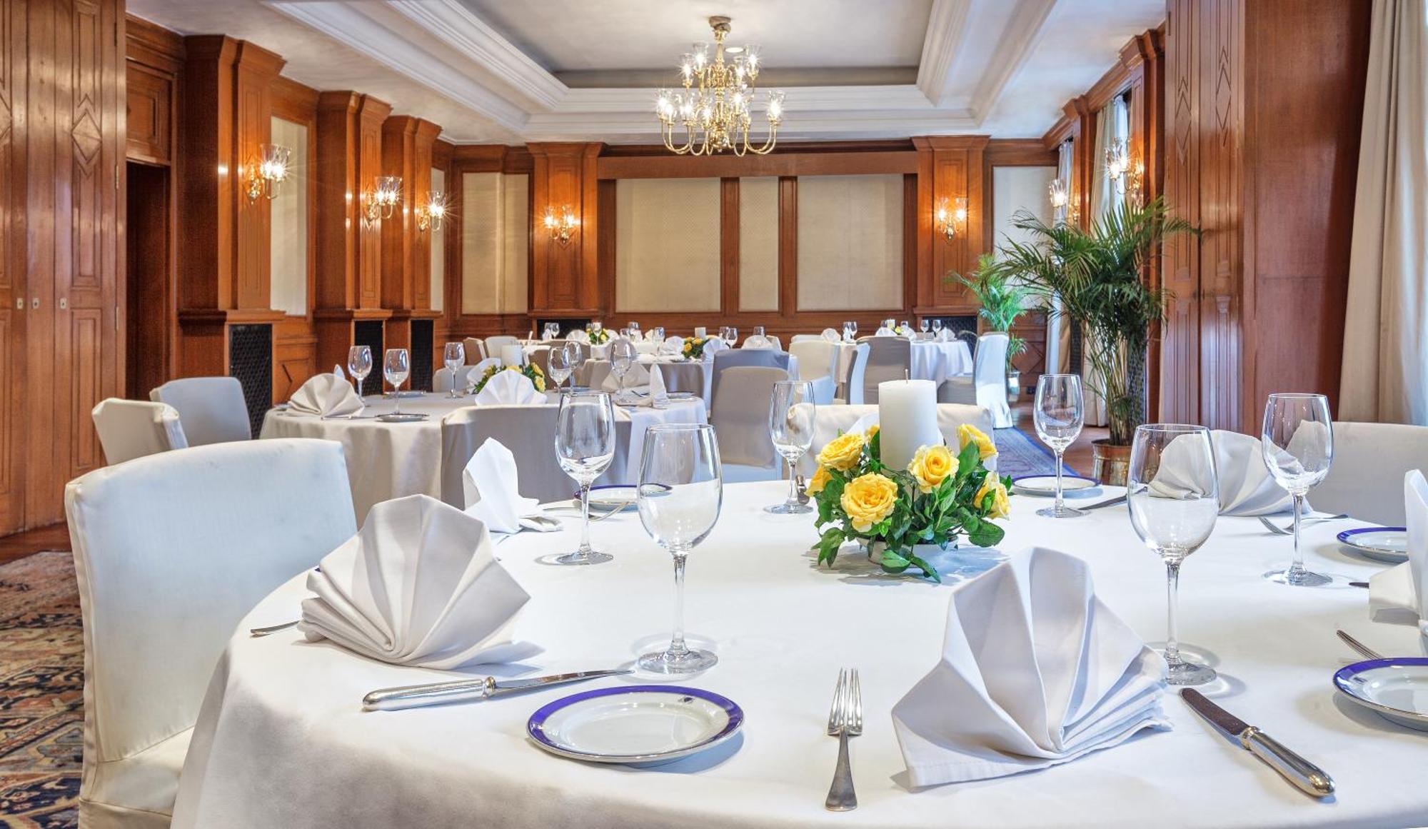 Wildflower Hall, An Oberoi Resort, Shimla Buitenkant foto