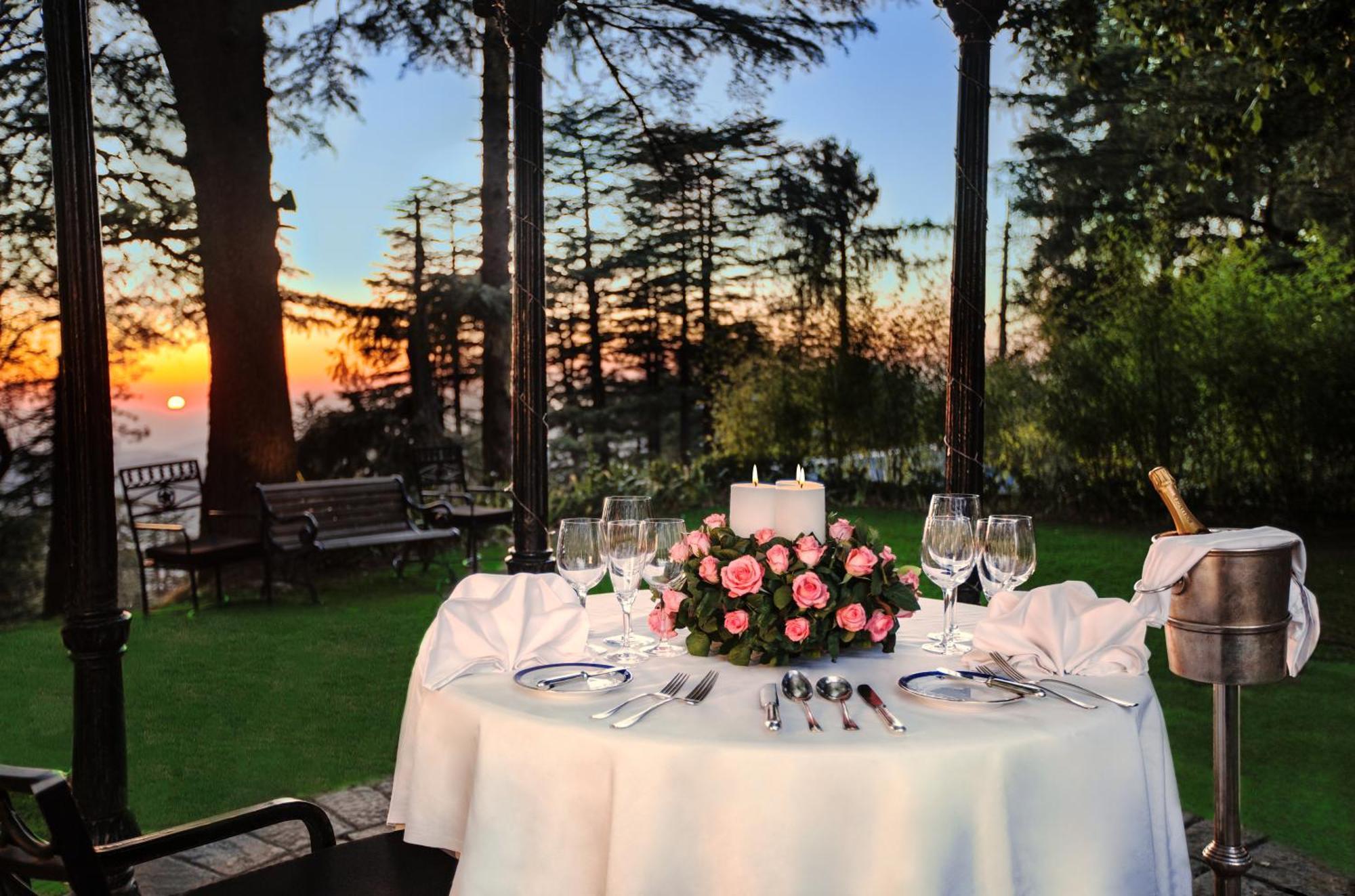Wildflower Hall, An Oberoi Resort, Shimla Buitenkant foto